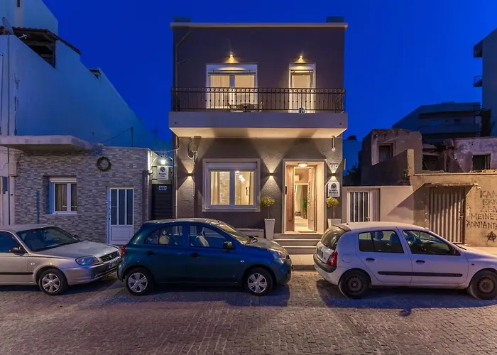 Evangelia Casa, Comfy Stay, Centrally, With Views!