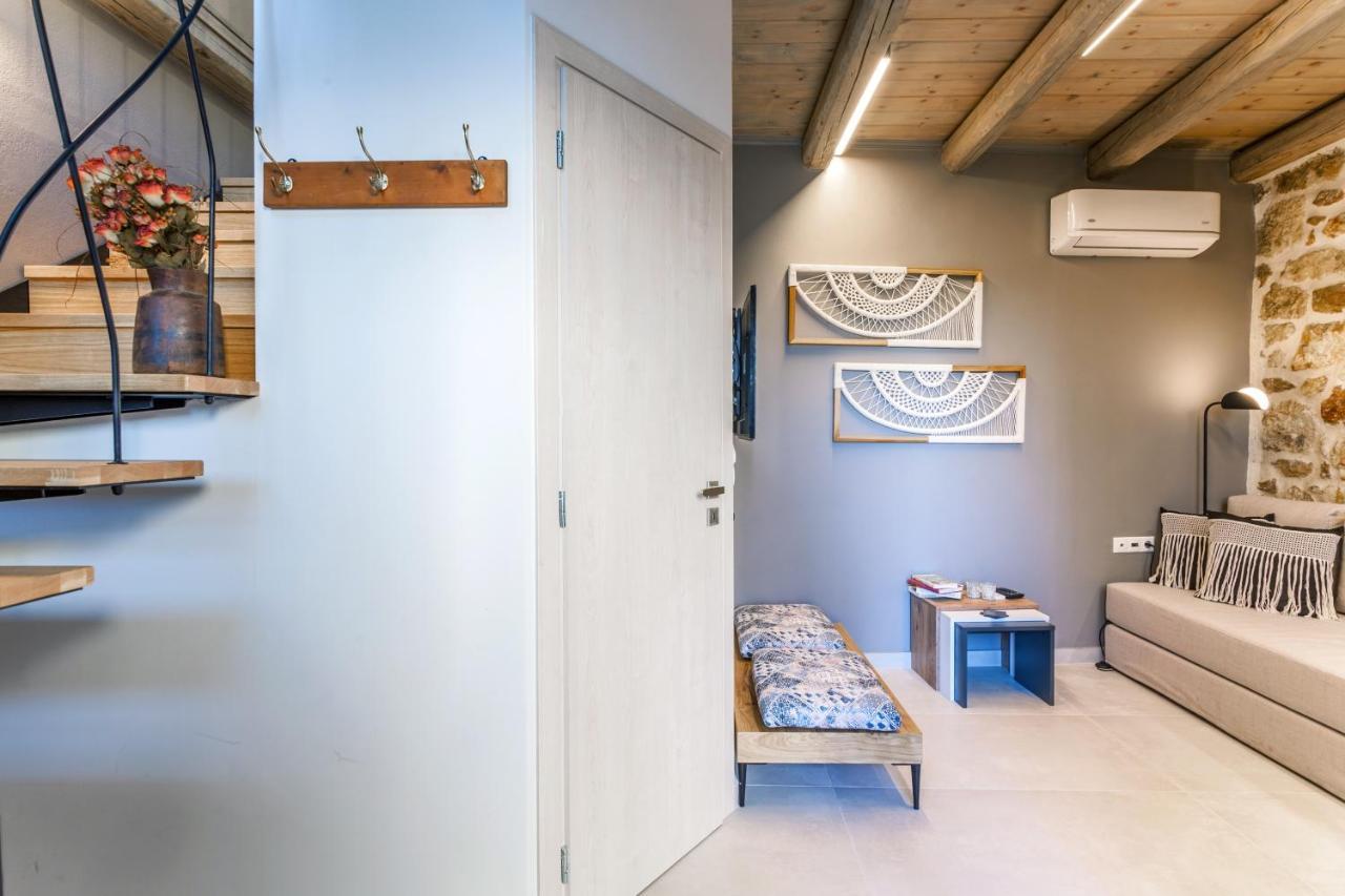 Evangelia Casa, Comfy Stay, Centrally, With Views!